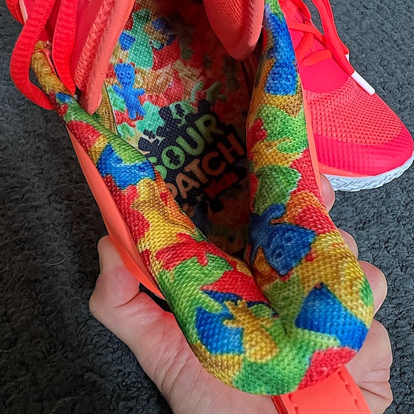 LIKE NEW GUC Under Armour Steph Curry 7 Sour Patch Kids Peach Plasma Shoes ‘19 - Picture 7 of 11
